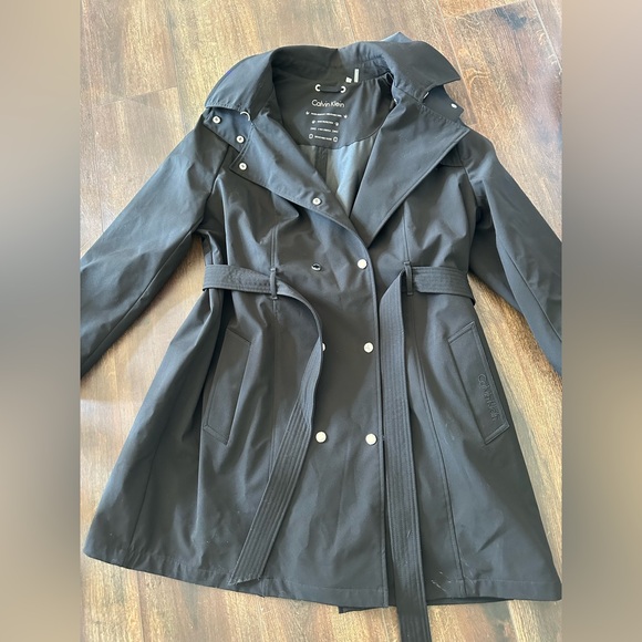 Calvin Klein
Hooded Double-Breasted Water-Resistant Trench Coat Sz 2X Pristine - Picture 10 of 12